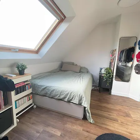 Maison De *